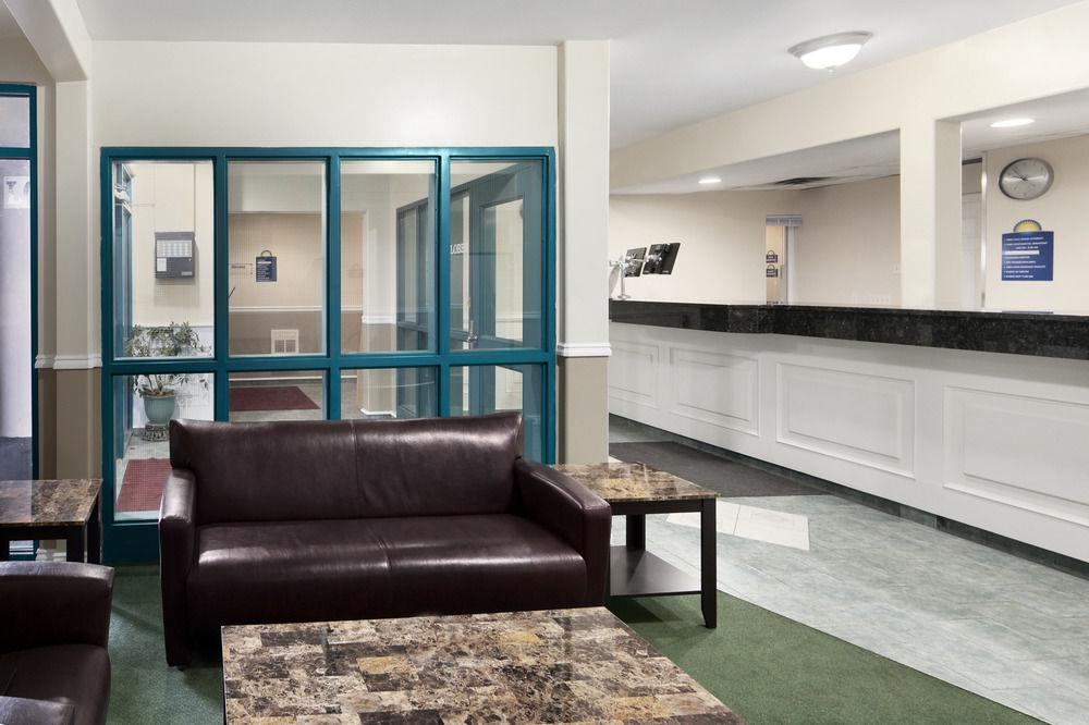 Days Inn By Wyndham Kamloops Bc Buitenkant foto