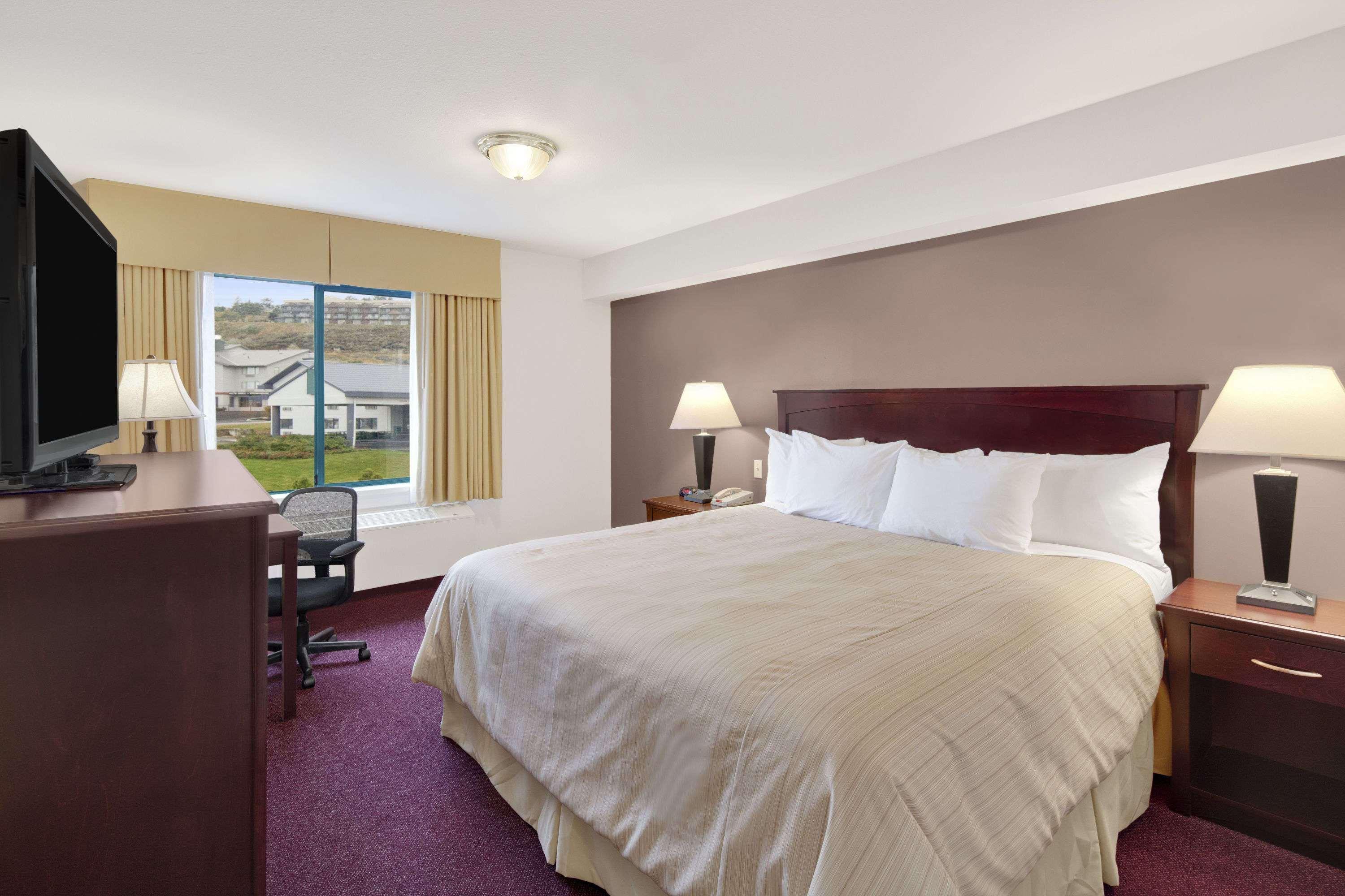 Days Inn By Wyndham Kamloops Bc Buitenkant foto